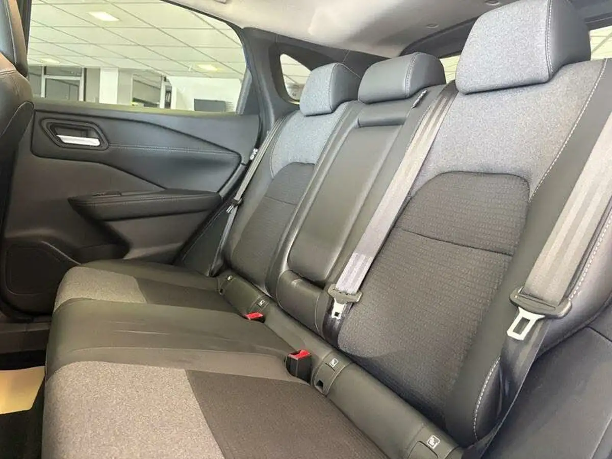 2024-nissan-qashqai-15-n-connecta-glass-roof-pack-big-14
