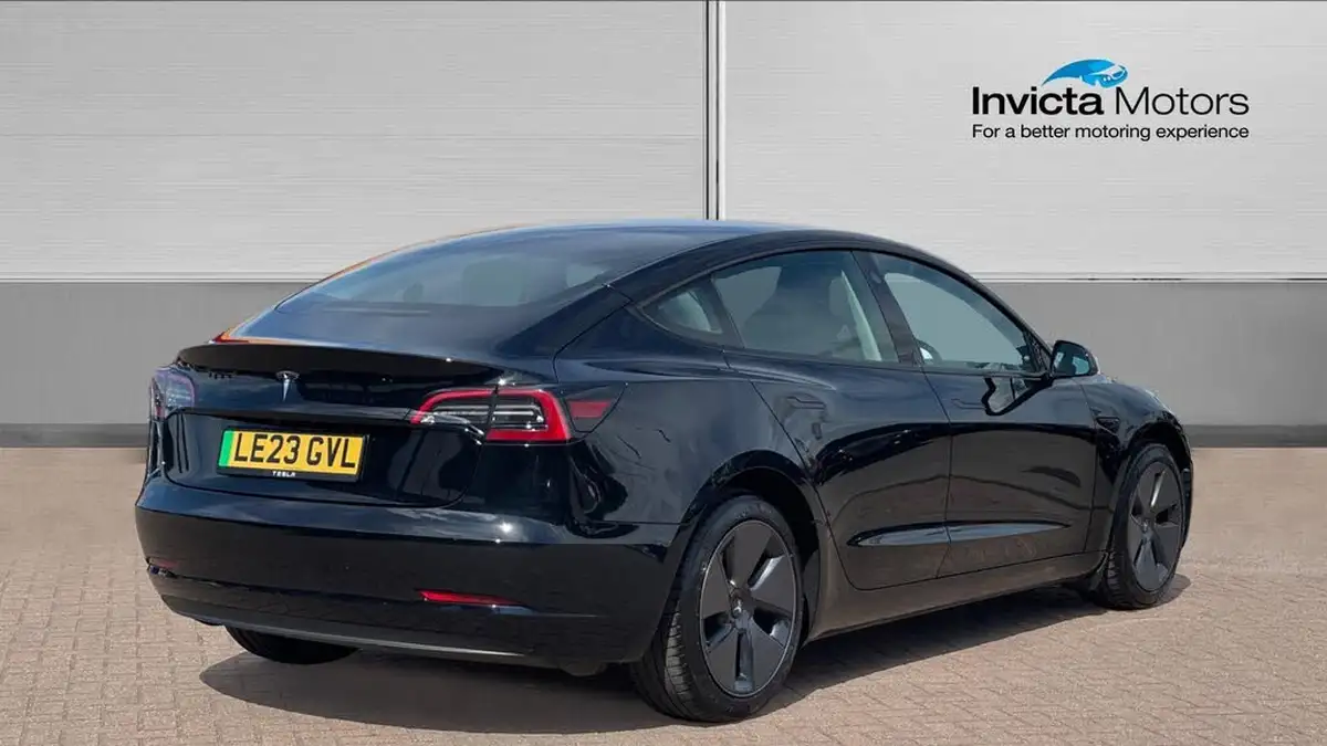 2023-tesla-model-3-e-rwd-241bhp-big-2