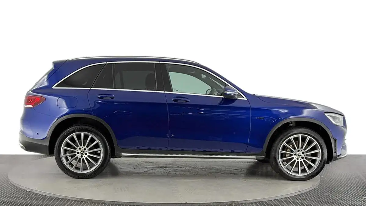 2021-mercedes-benz-glc-class-20-glc300de-amg-line-premium-316ps-eq-power-station-wagon-5d-big-2