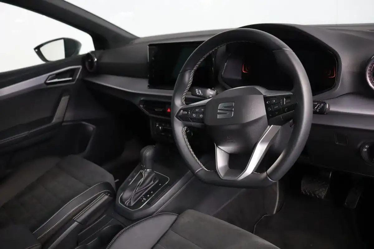 2024-seat-ibiza-10-tsi-xcellence-115ps-dsg-big-9