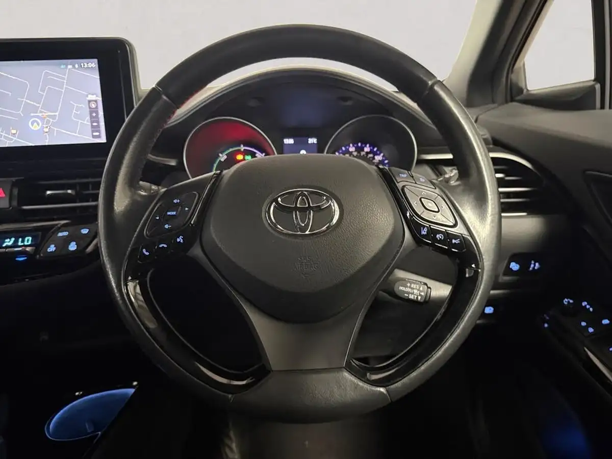 2022-toyota-c-hr-18-vvt-i-design-big-8