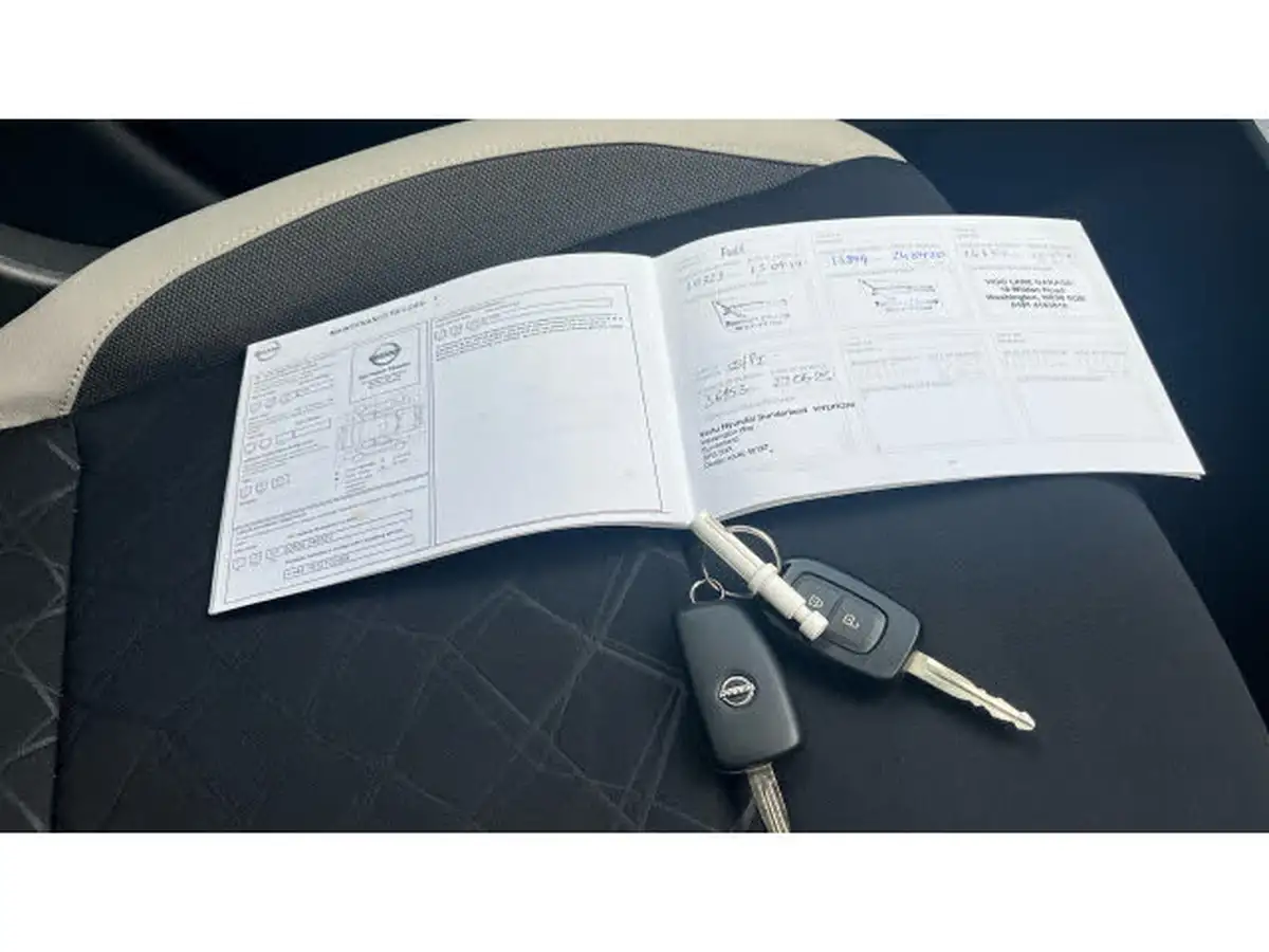 2017-nissan-micra-09-ig-t-n-connecta-big-18