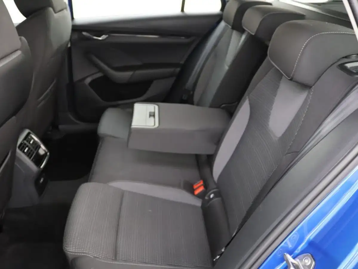 2022-skoda-octavia-15-tsi-se-technology-estate-big-21