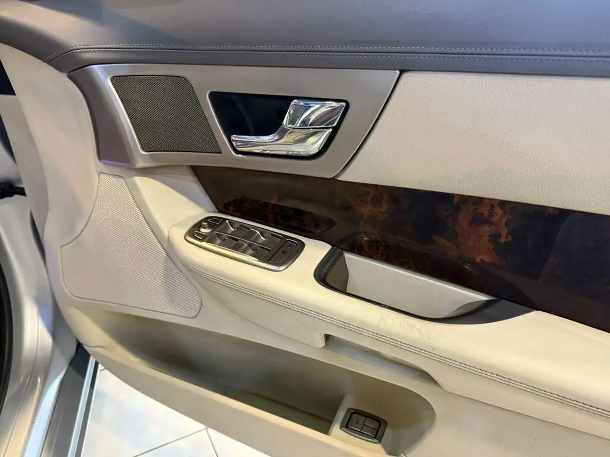 2008-jaguar-xf-27td-premium-luxury-big-26