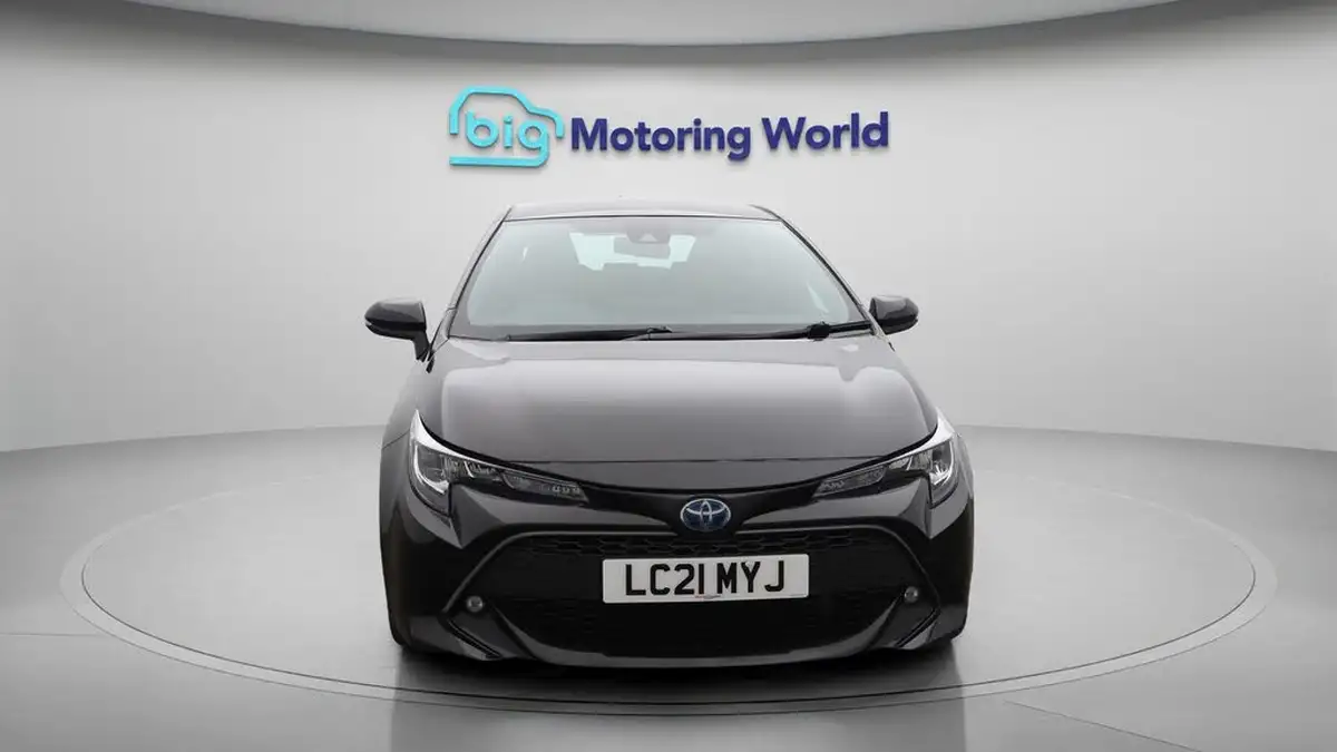 2021-toyota-corolla-18-vvt-i-icon-spare-wheel-hatchback-5d-big-2