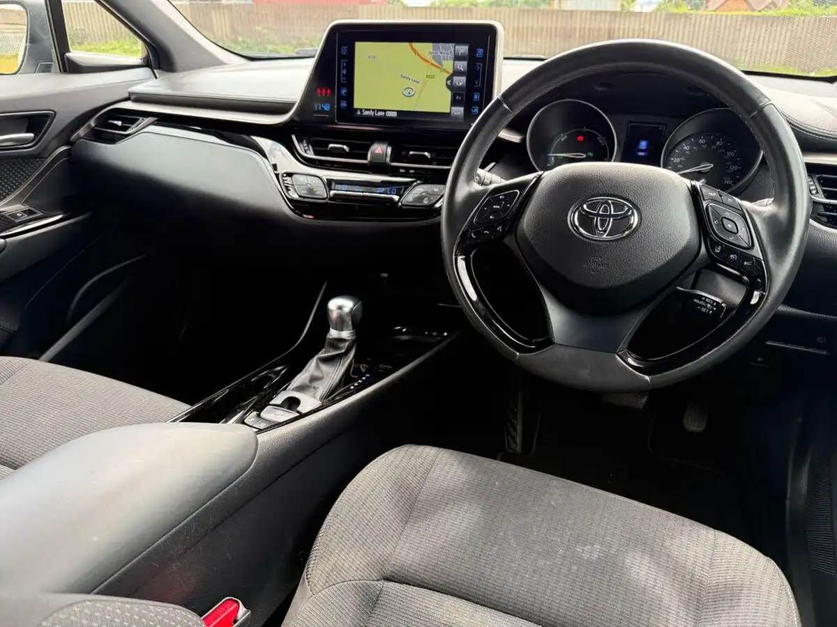 2019-toyota-c-hr-18-vvt-i-dynamic-big-12