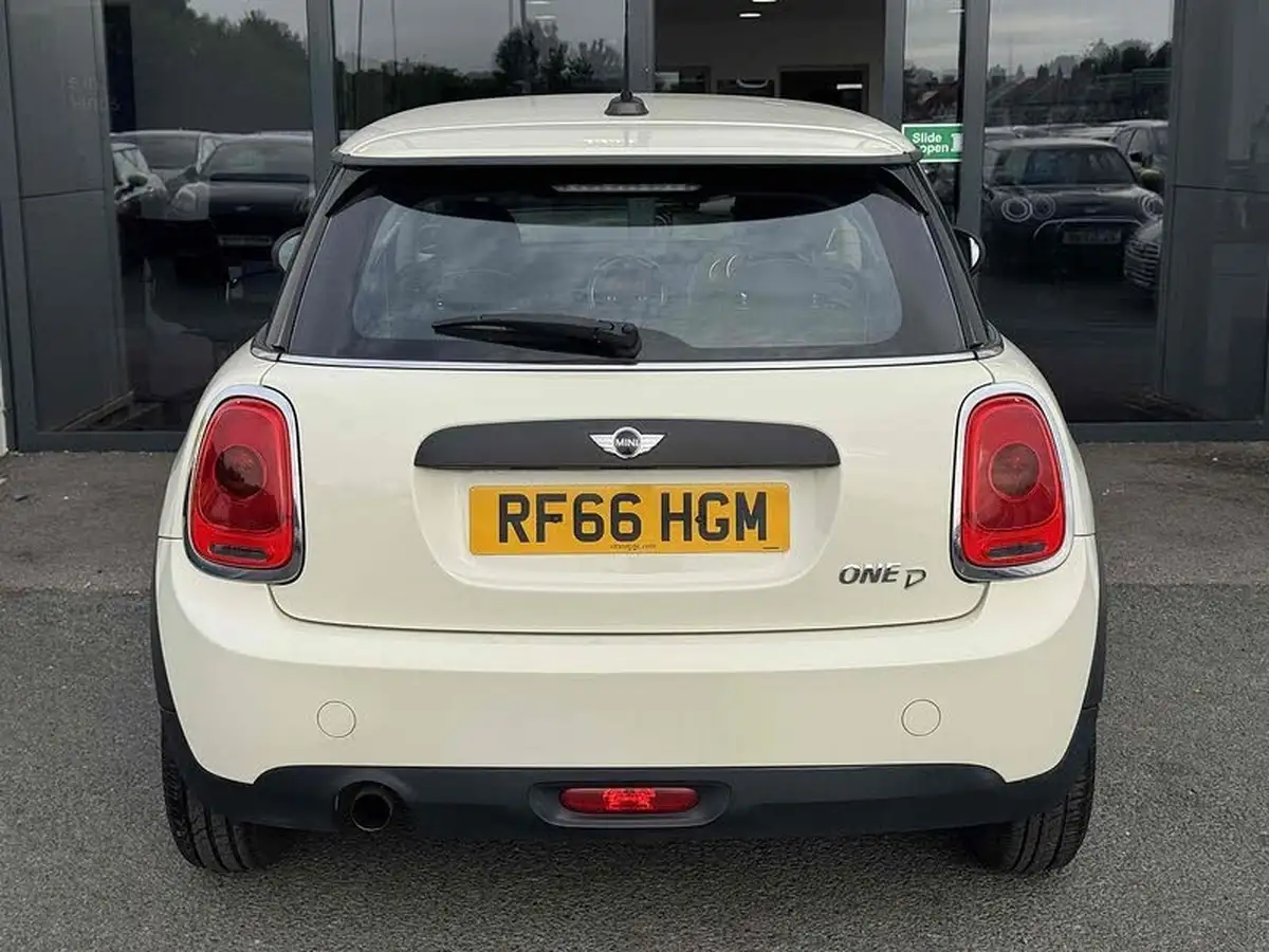 2016-mini-cooper-15td-one-d-3d-big-14