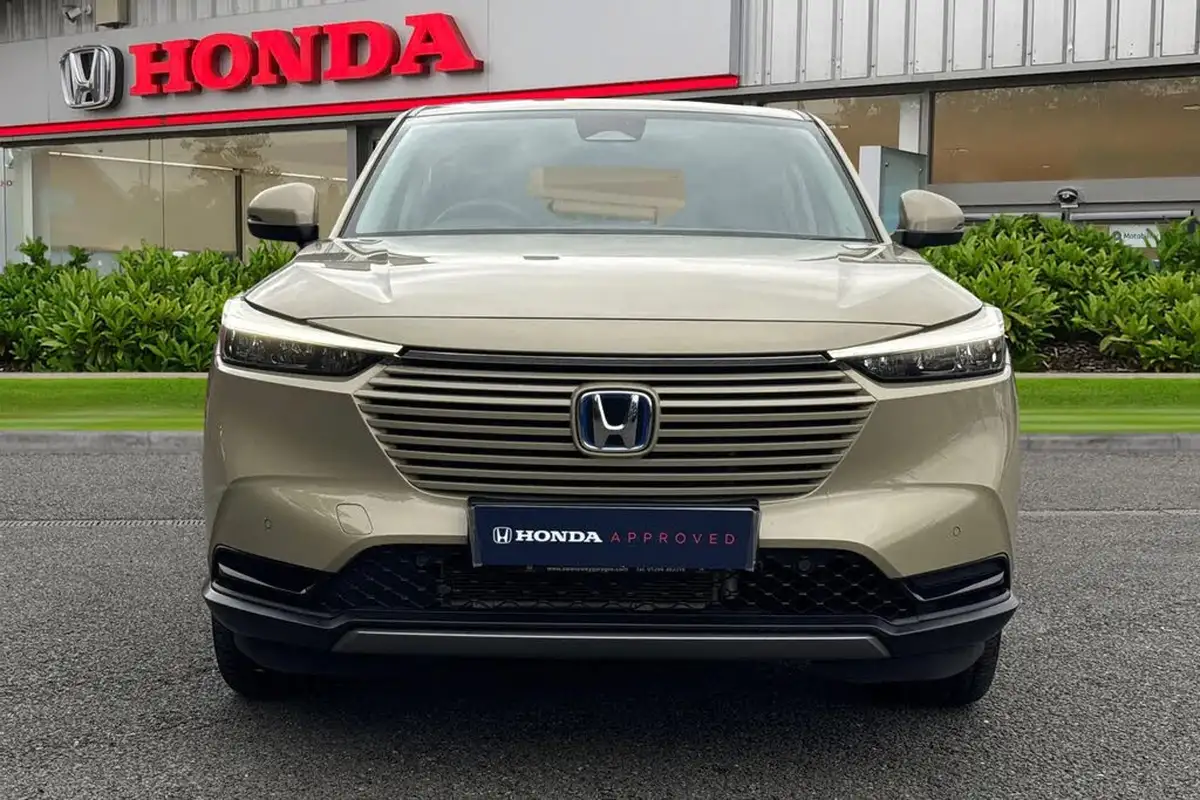 2023-honda-hr-v-15-i-mmd-elegance-big-3