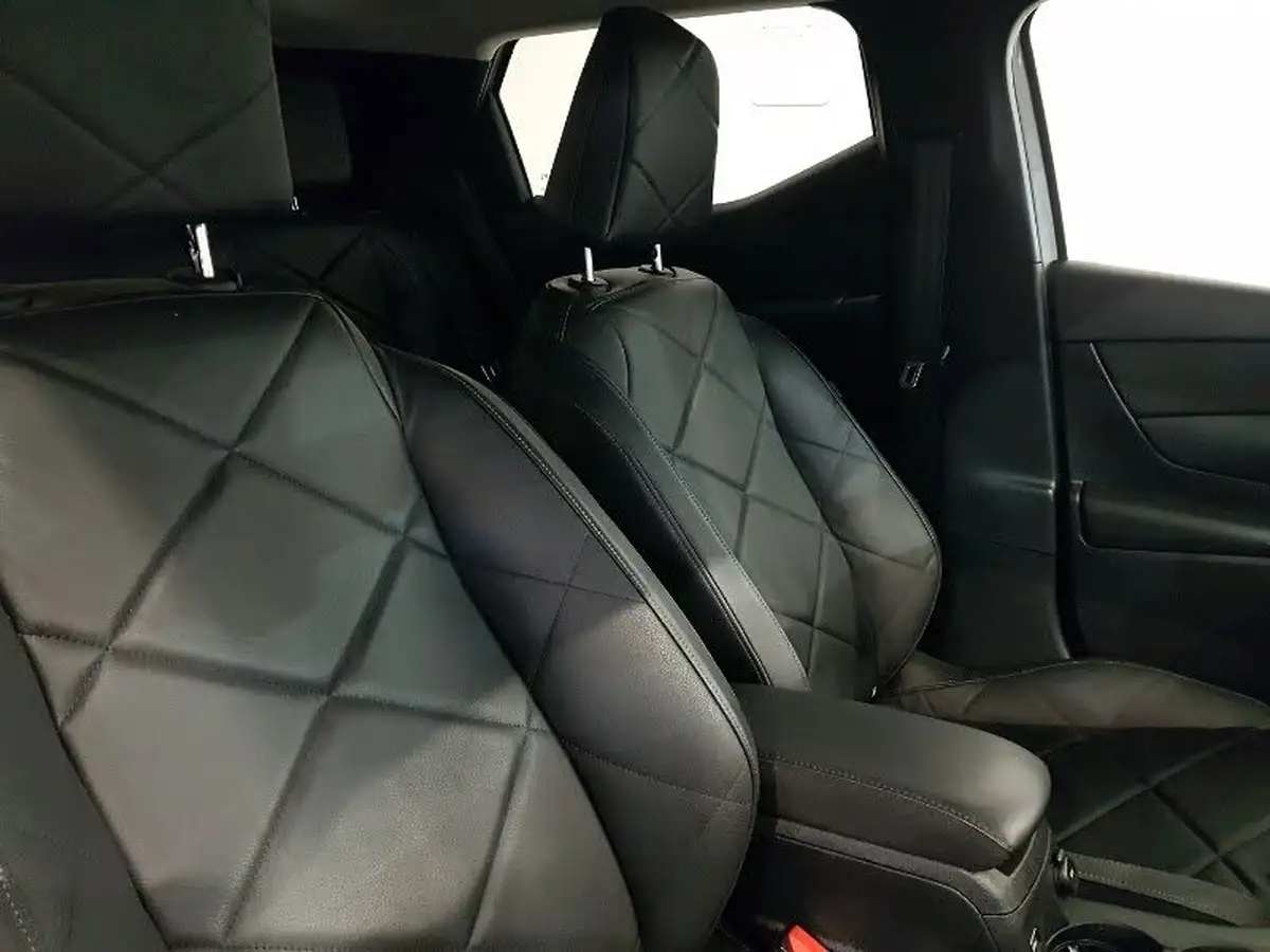2022-ds-ds-3-crossback-12-puretech-rivoli-130ps-big-16