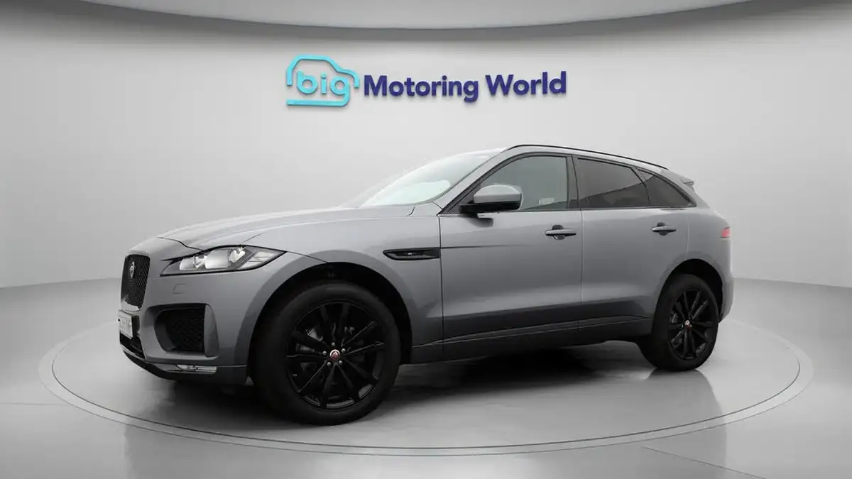 2020-jaguar-f-pace-20-i4d-chequered-flag-180ps-big-3