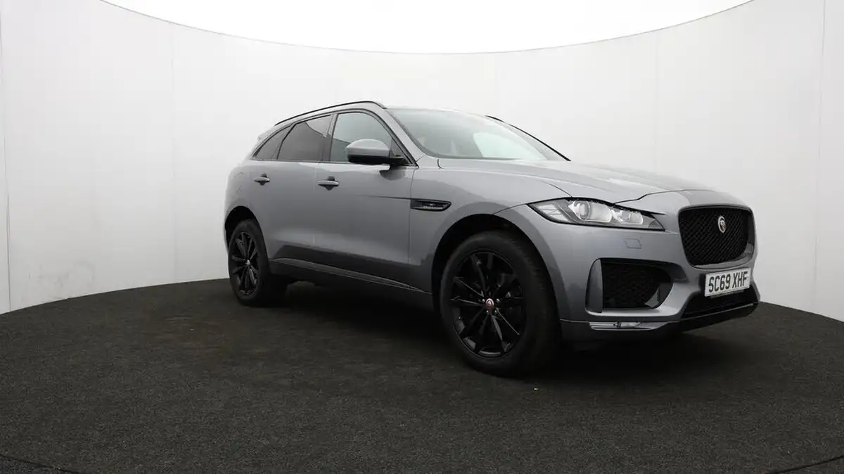 2020-jaguar-f-pace-20-i4d-chequered-flag-180ps-big-43