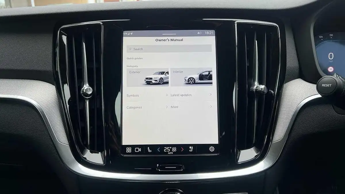 2025-volvo-v60-20-t6-plus-dark-station-wagon-big-38