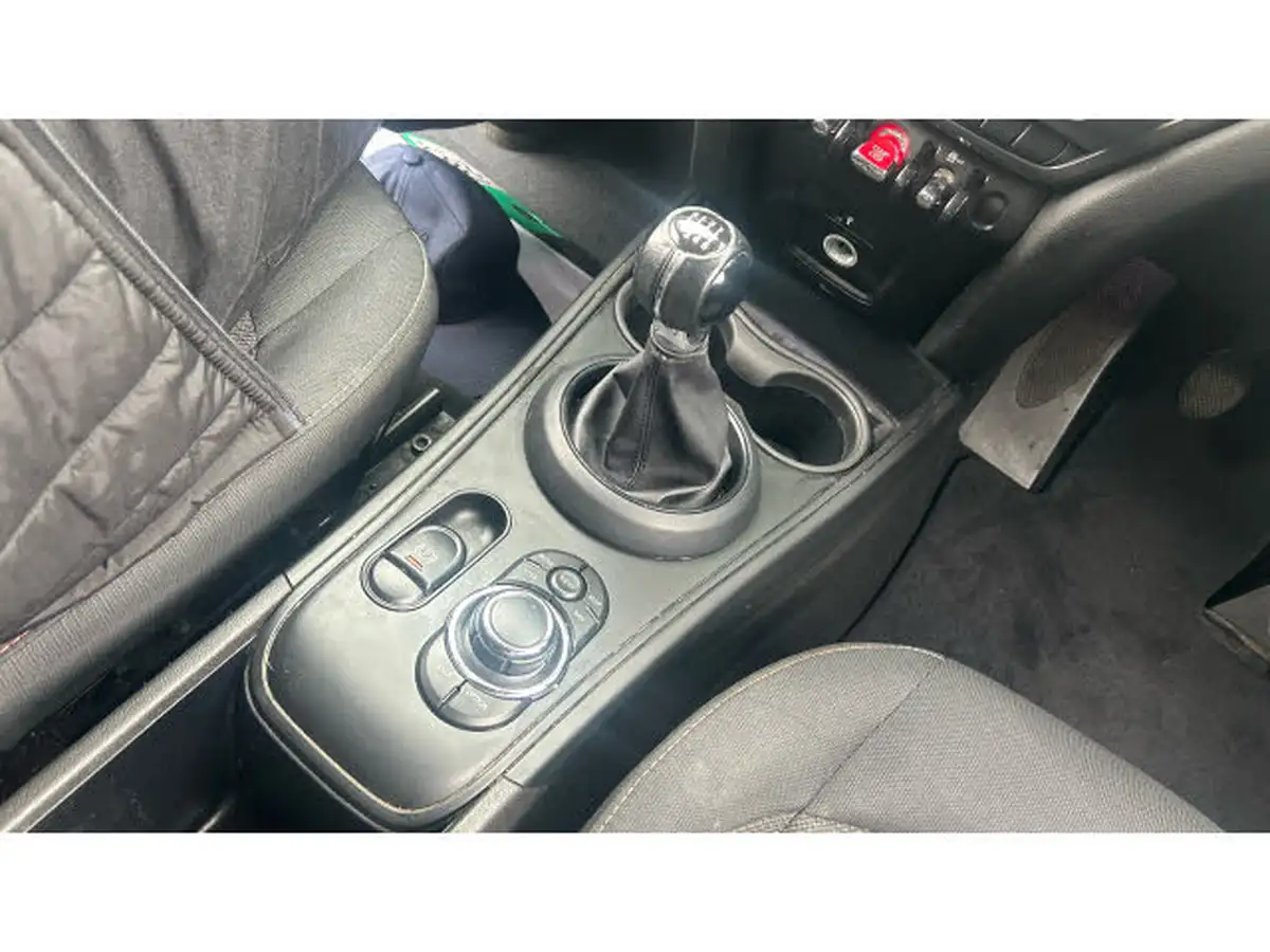 2022-mini-countryman-15-cooper-classic-big-9