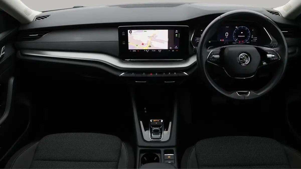 2022-skoda-octavia-10-tsi-se-technology-110ps-estate-big-13