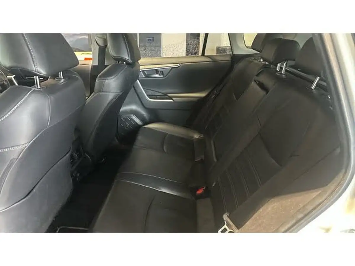 2019-toyota-rav4-25-vvt-i-excel-219bhp-premium-pack-big-12