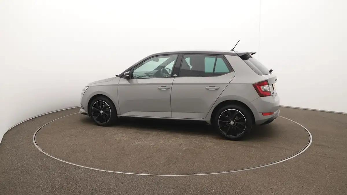 2021-skoda-fabia-10-tsi-monte-carlo-95ps-hatchback-dsg-big-44