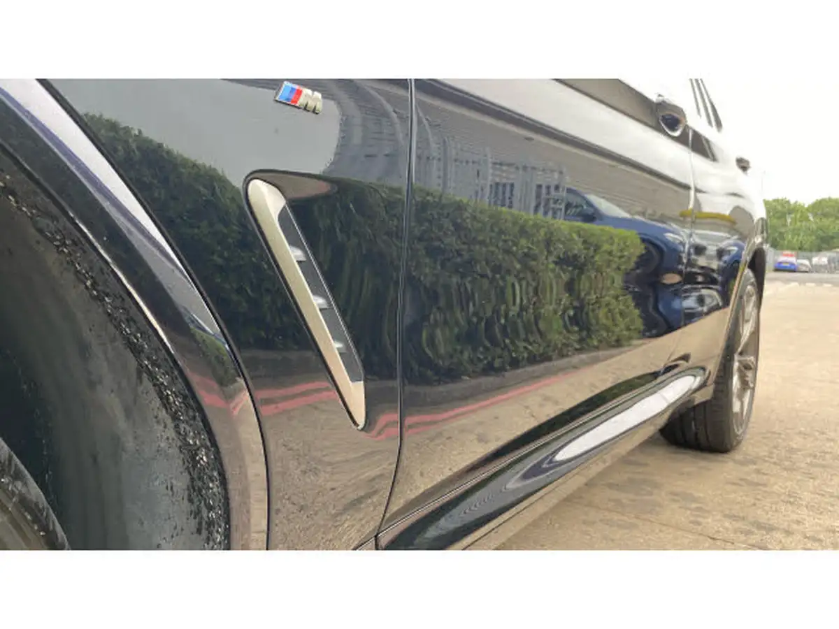 2019-bmw-x3-30td-m40d-big-50