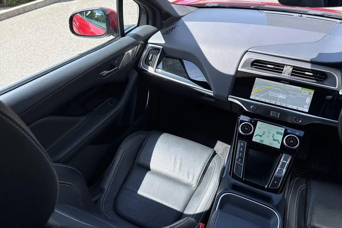 2019-jaguar-i-pace-ev400-se-big-20