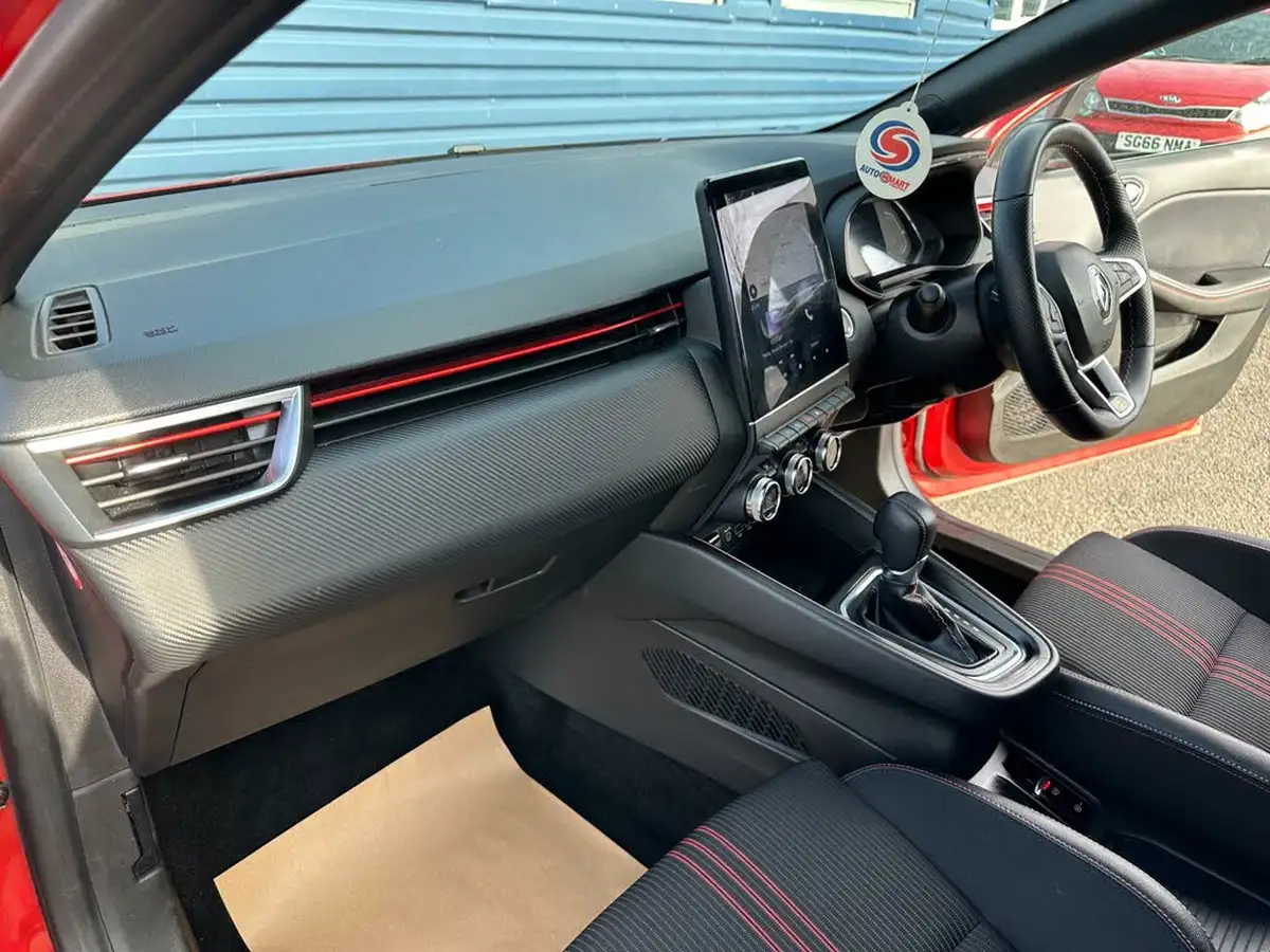 2022-renault-clio-16-rs-line-140ps-rs-line-e-tech-hybrid-big-26