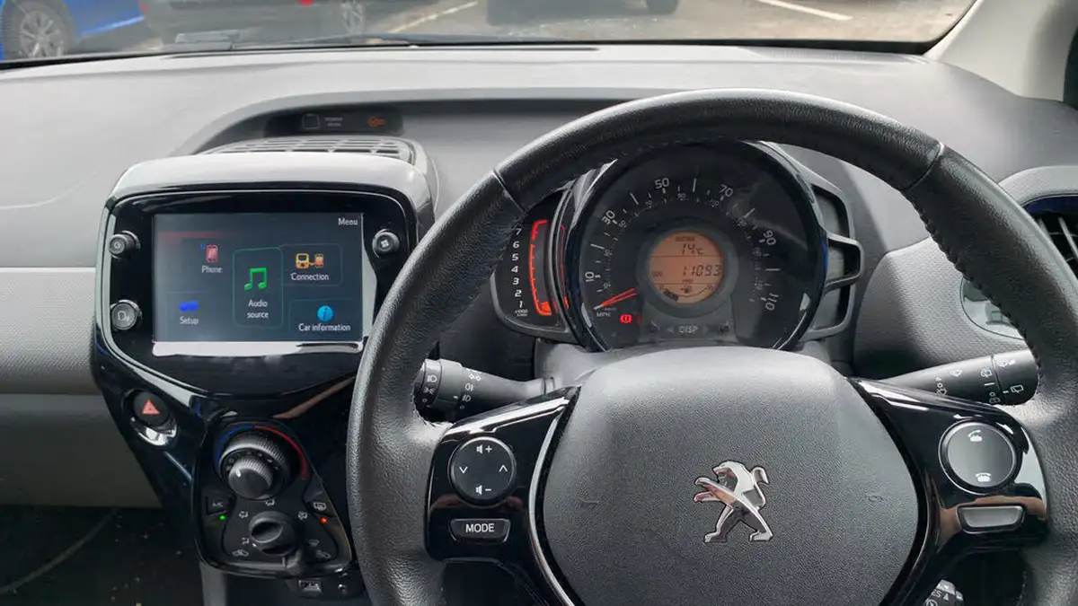 2021-peugeot-108-10-allure-hatchback-5d-big-33