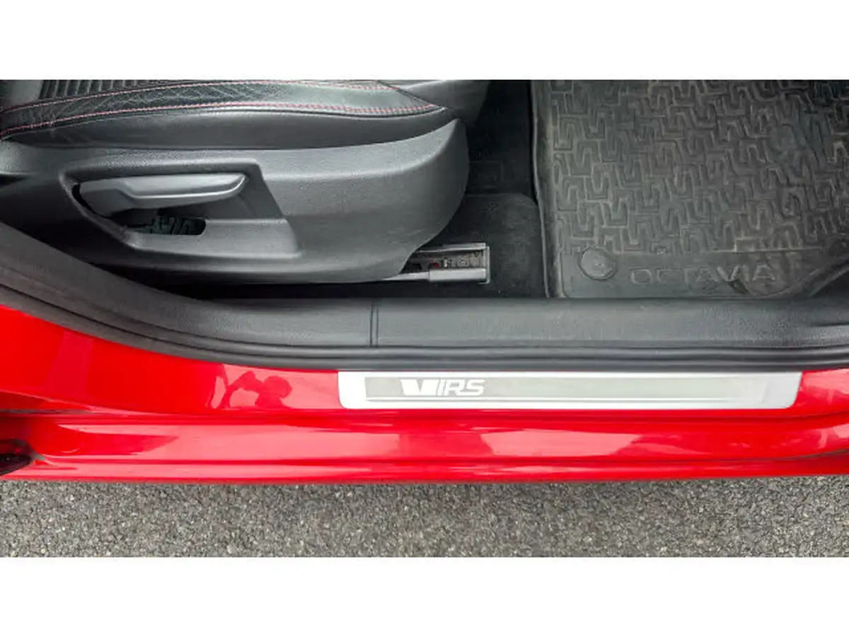 2016-skoda-octavia-20tdi-vrs-hatchback-dsg-big-21