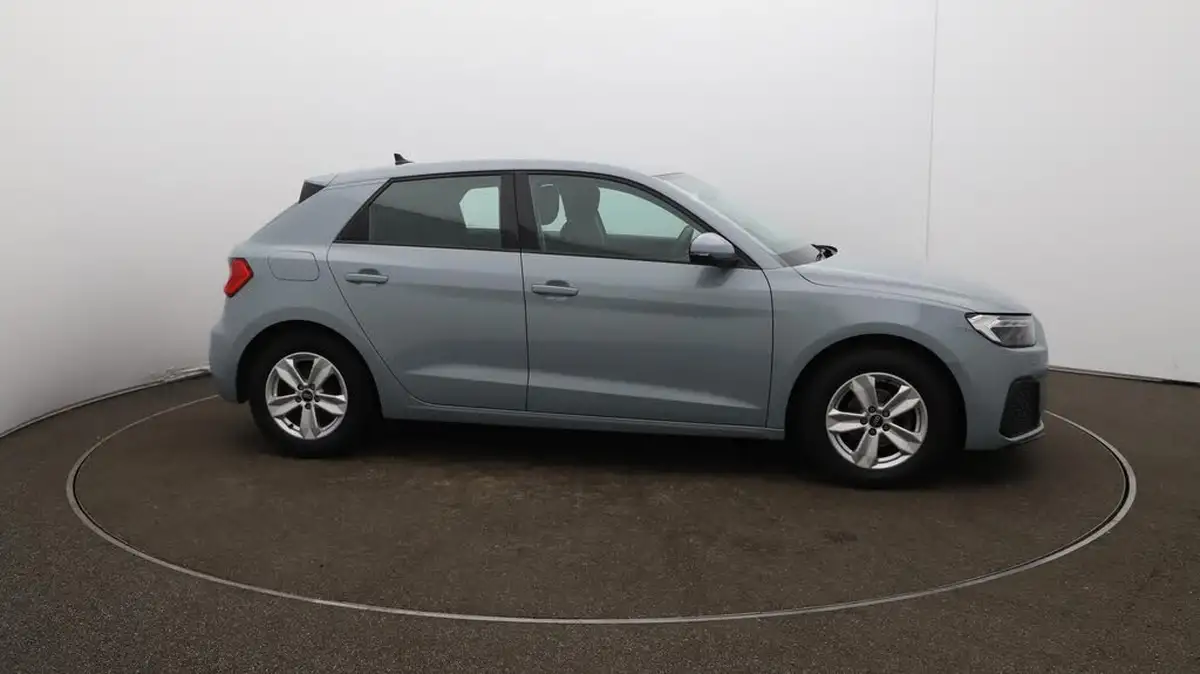 2023-audi-a1-10-25-tfsi-technik-big-46