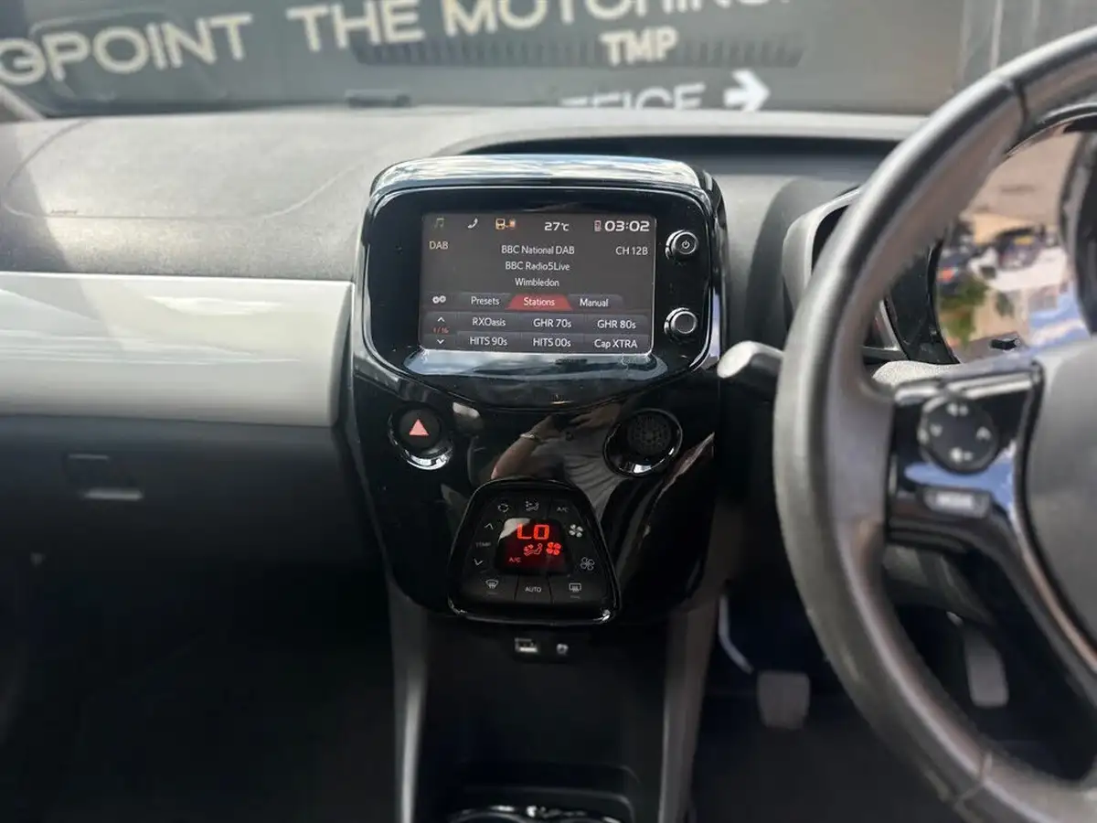 2018-toyota-aygo-10-vvt-i-x-press-71bhp-big-15