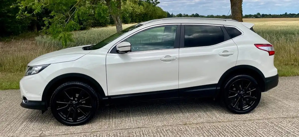 2017-nissan-qashqai-15dci-tekna-big-17