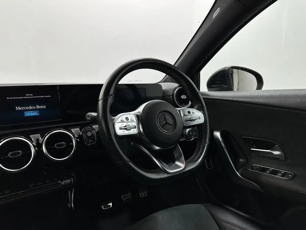 2019-mercedes-benz-a-class-13-a200-amg-line-saloon-4d-big-10