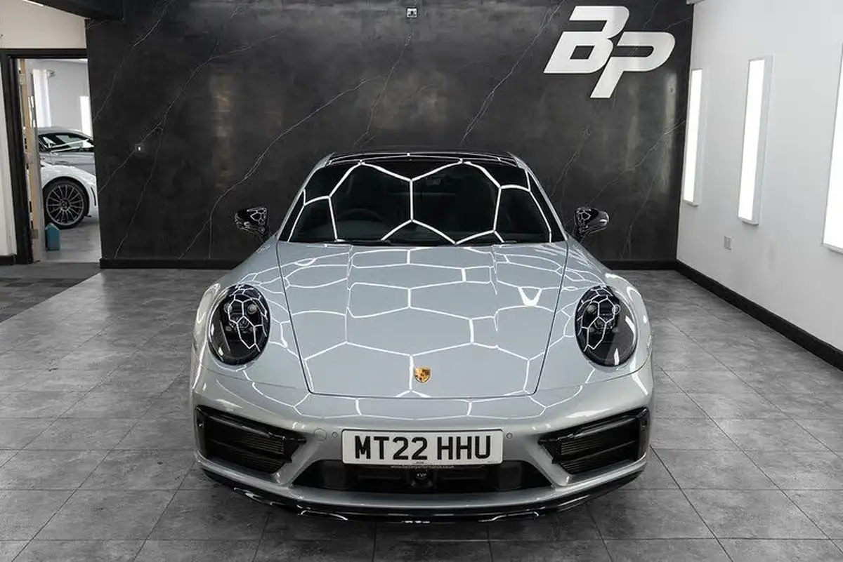 2022-porsche-911-30-carrera-gts-coupe-big-29