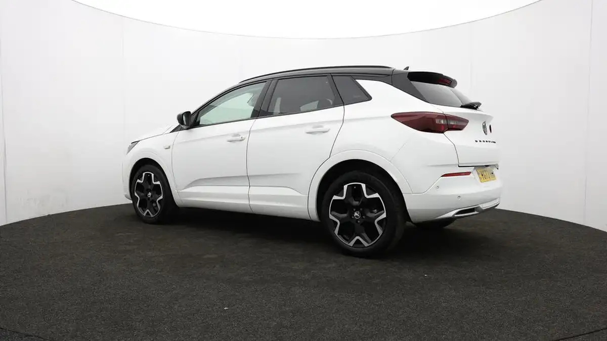 2023-vauxhall-grandland-12-ultimate-130ps-big-75