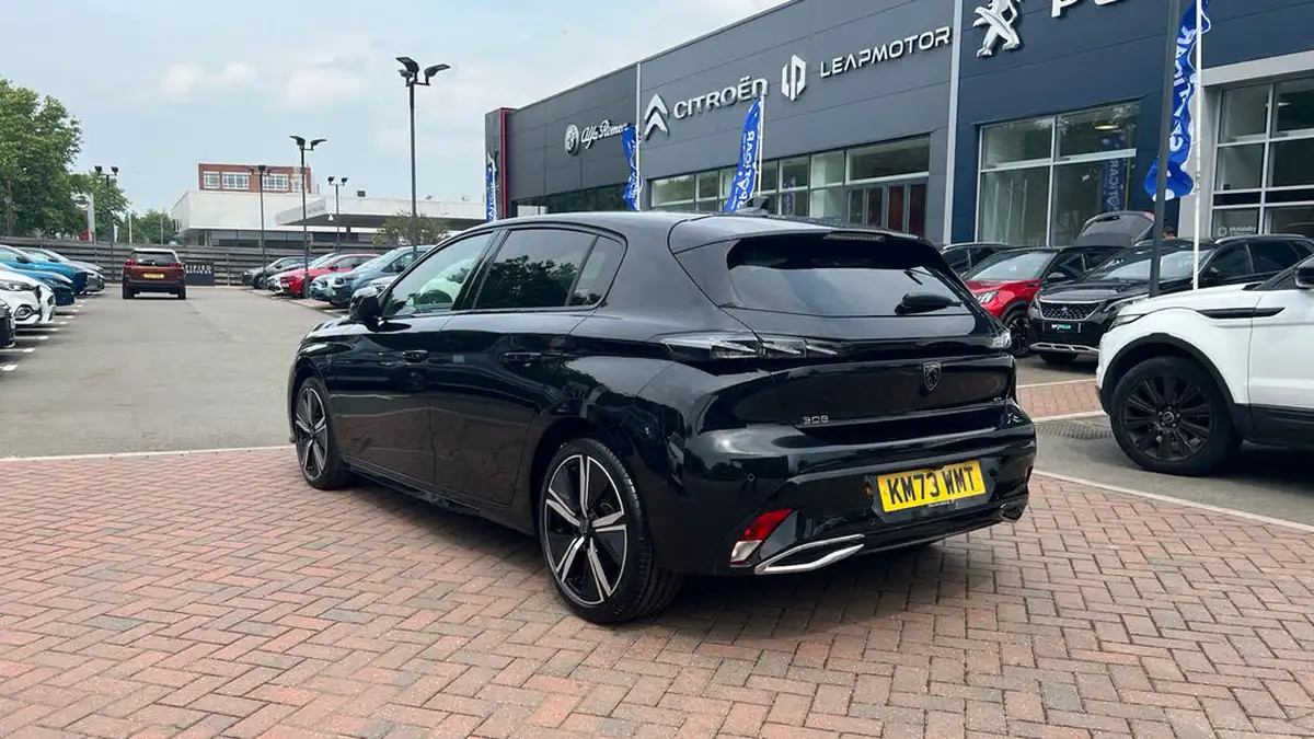 2023-peugeot-308-12-puretech-gt-130ps-ss-eat8-big-4
