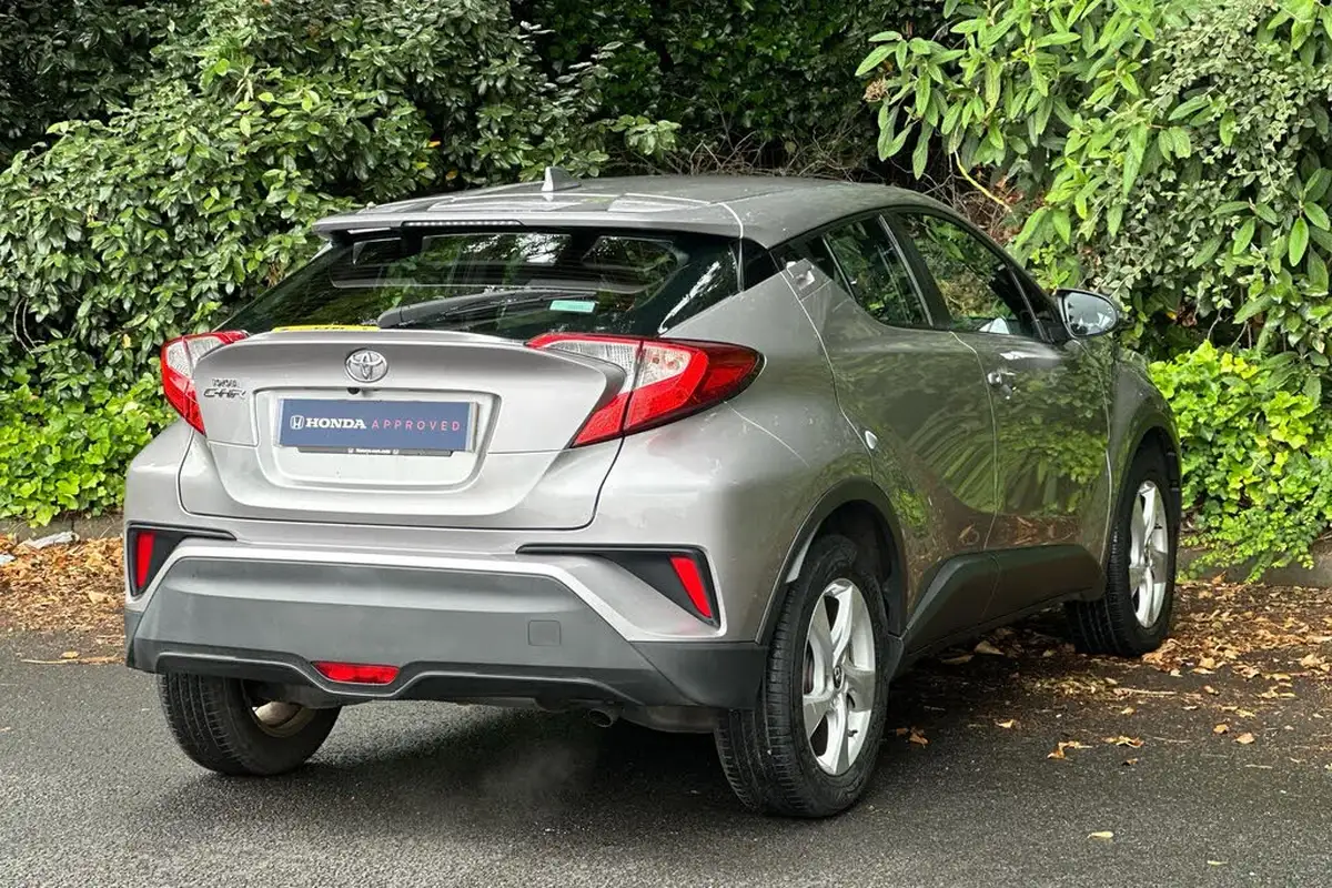 2018-toyota-c-hr-12-icon-big-10