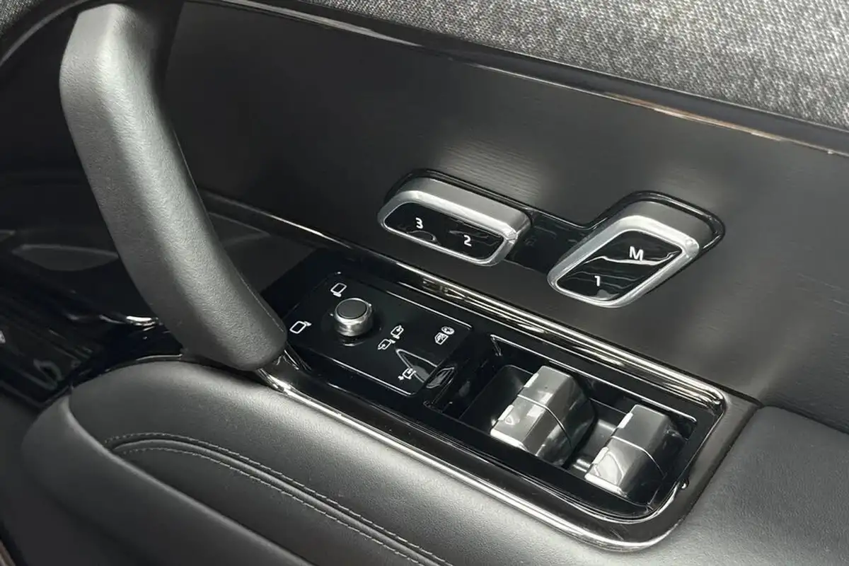 2023-land-rover-range-rover-sport-30-p460e-autobiography-big-23