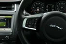 2020-jaguar-e-pace-20-i4-chequered-flag-200ps-small-65