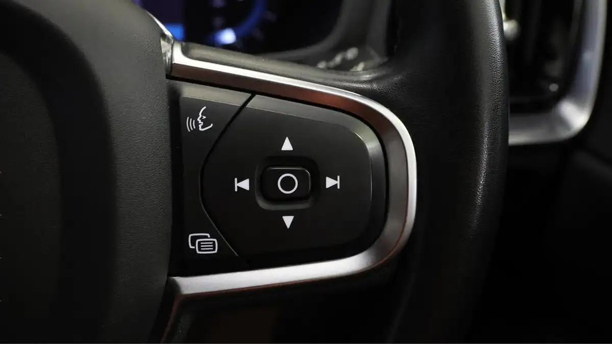2023-volvo-v60-20-b3-core-big-24
