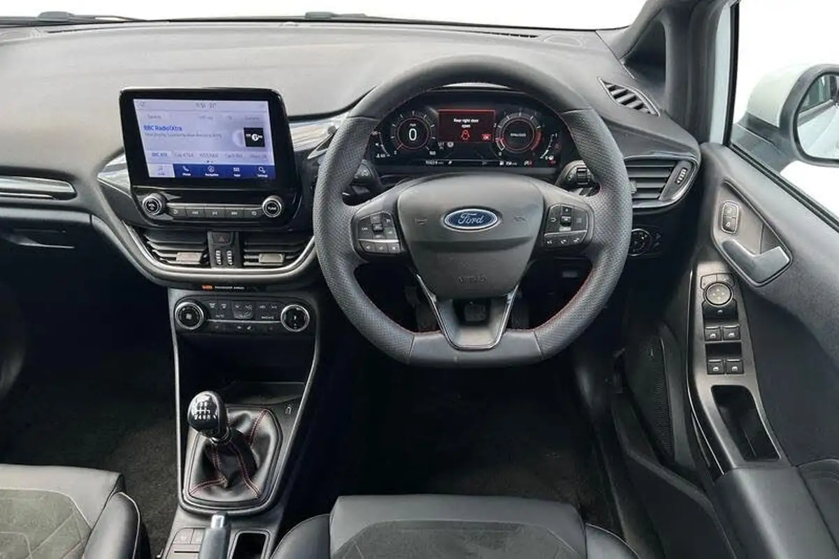 2023-ford-fiesta-10t-st-line-125ps-hybrid-mhev-big-10