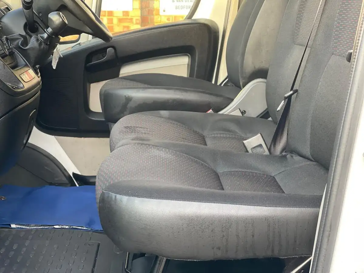 2019-peugeot-boxer-20-bluehdi-335-l2-h2-big-30