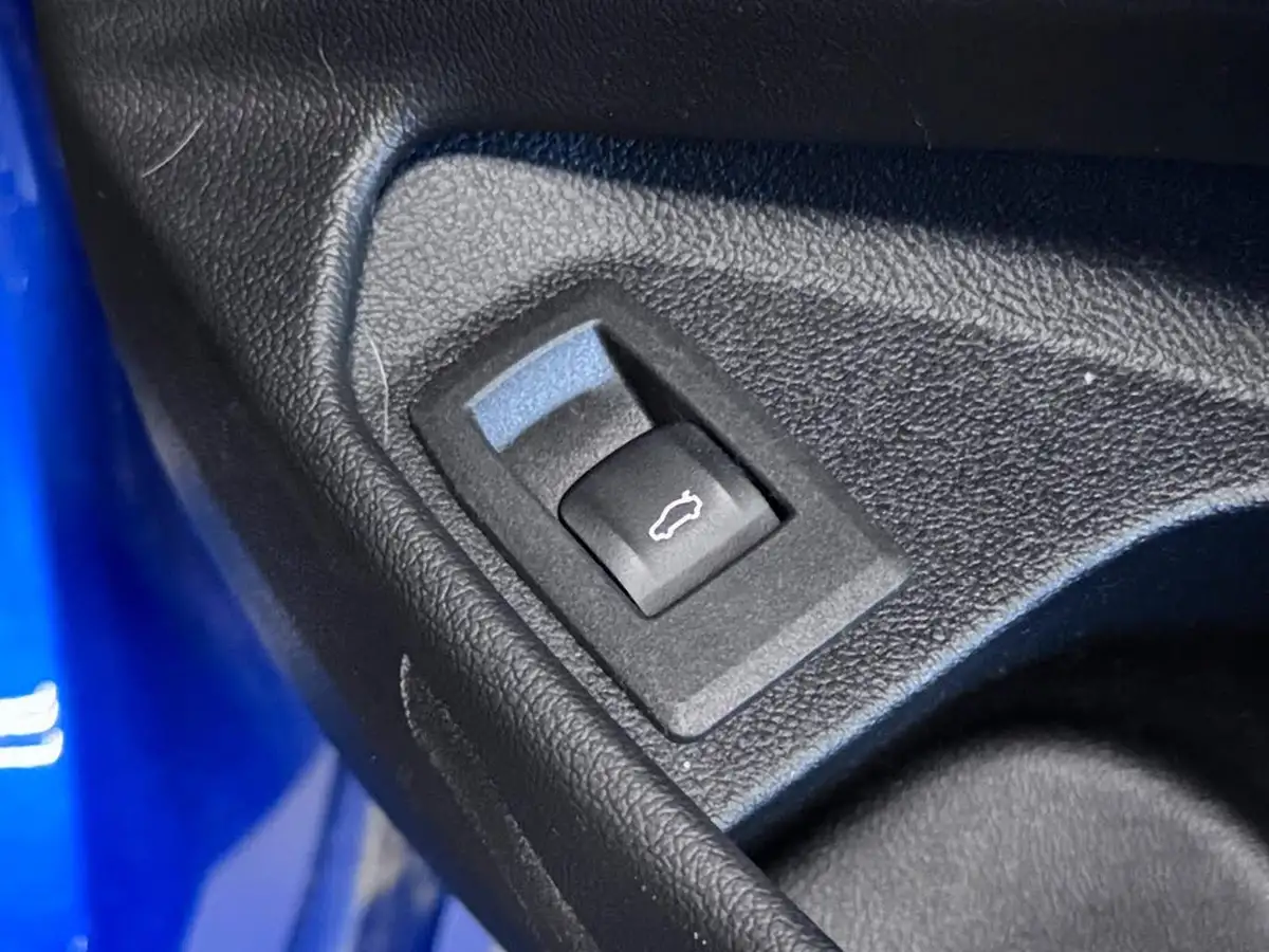 2022-bmw-4-series-20-420i-m-sport-coupe-2d-big-17