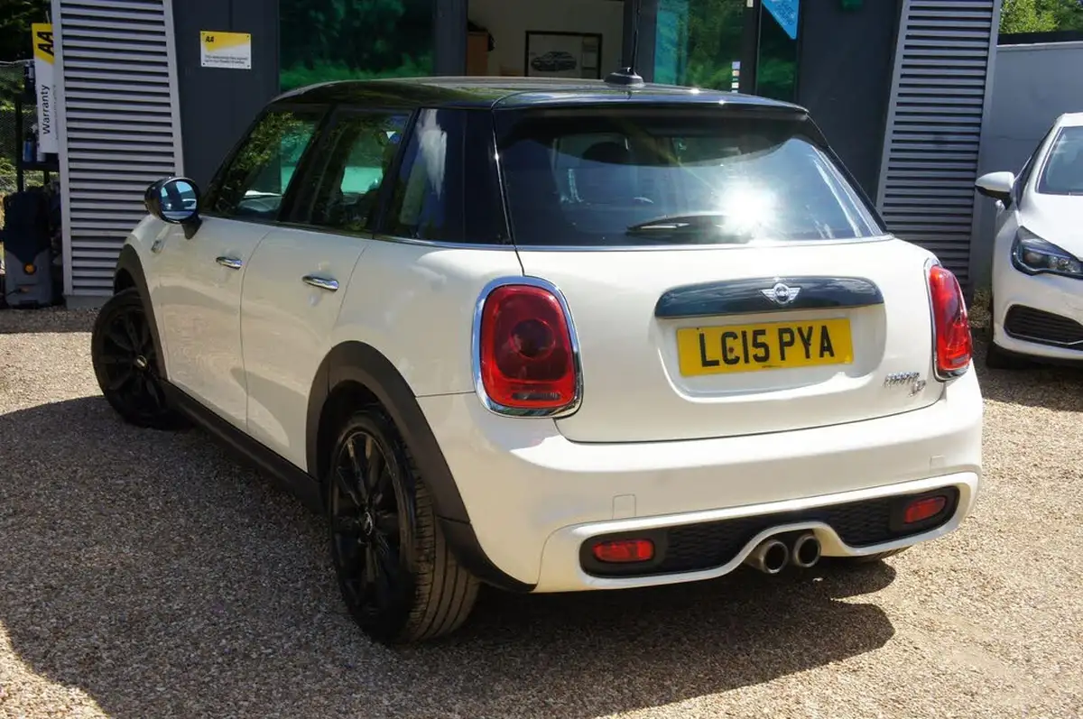 2015-mini-cooper-20td-cooper-sd-170bhp-ss-hatchback-5d-big-4