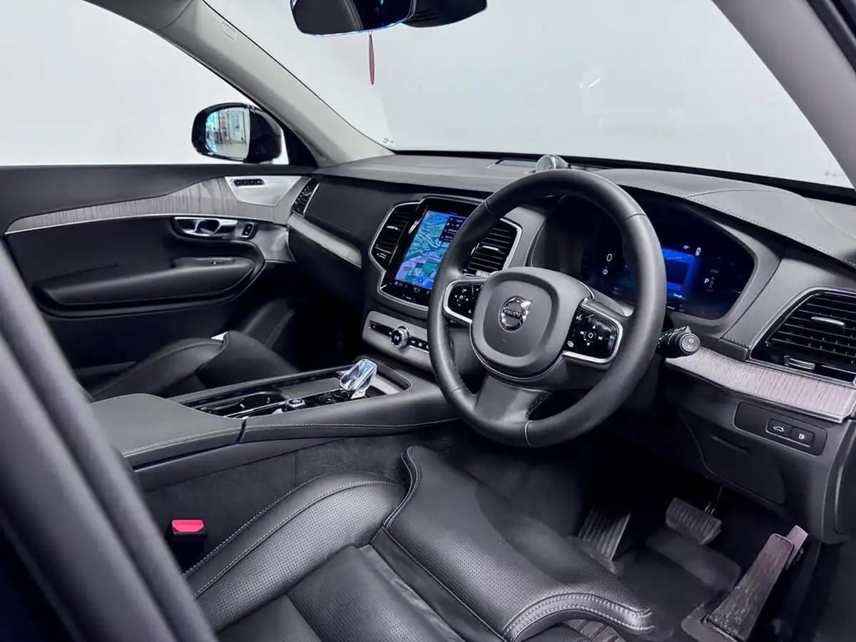 2024-volvo-xc90-20-t8-ultra-dark-big-22