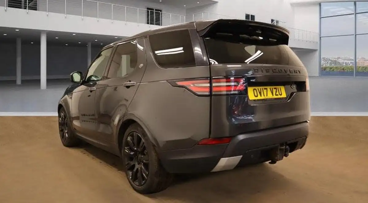 2017-land-rover-discovery-20sd4-hse-luxury-big-2