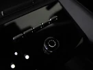 2025-porsche-macan-e-electric-small-30