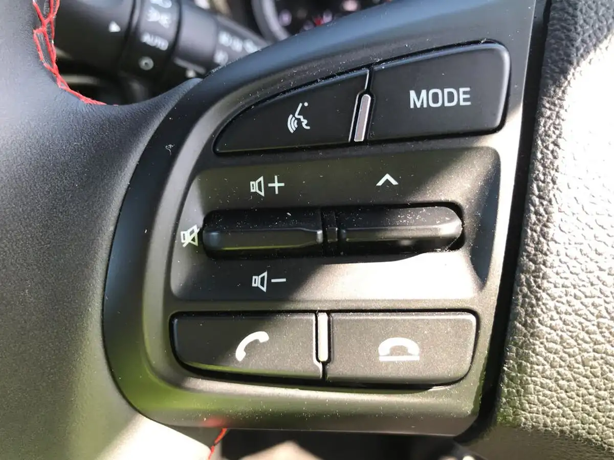 2023-hyundai-i10-10-t-gdi-n-line-big-23
