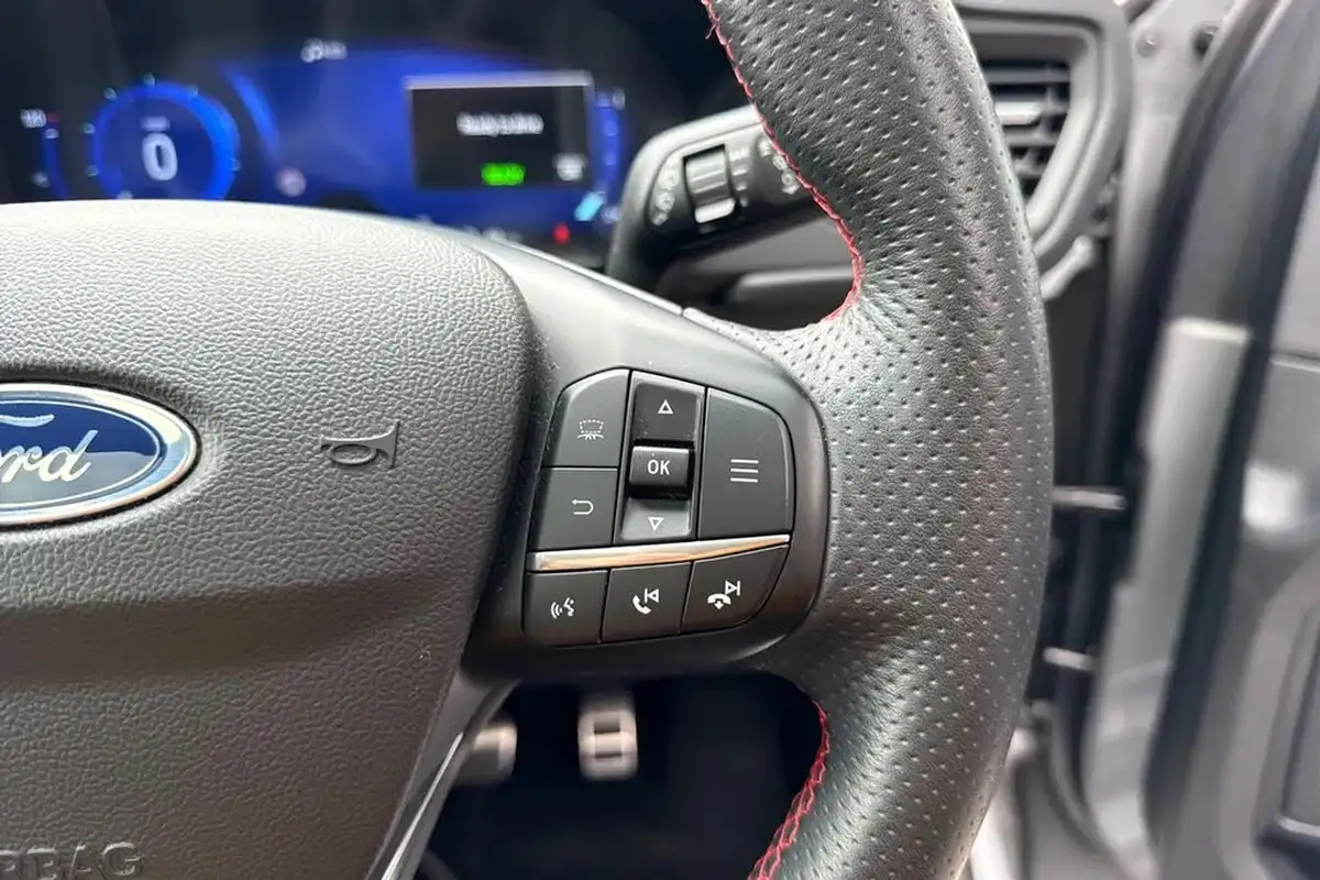 2020-ford-kuga-25t-st-line-x-big-57