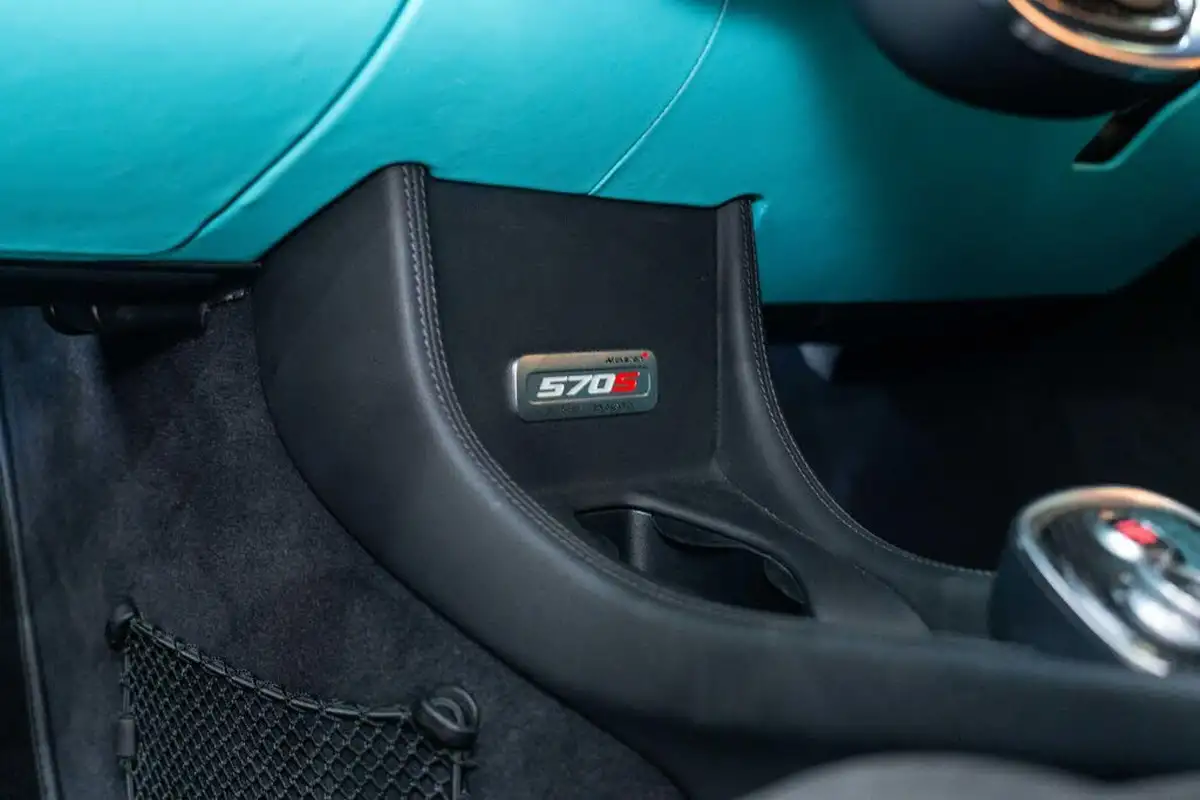 2016-mclaren-570s-38-big-31