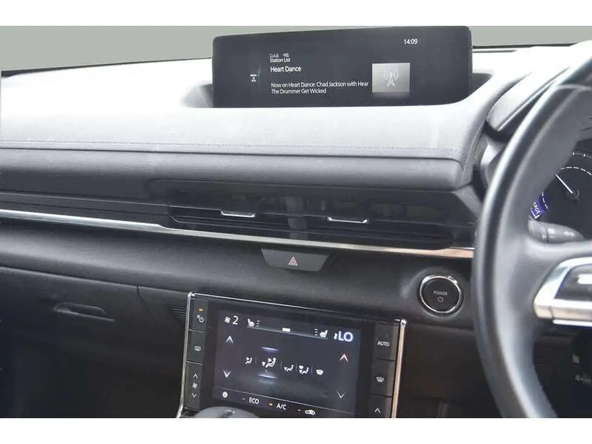 2021-mazda-mx-30-e-first-edition-big-30