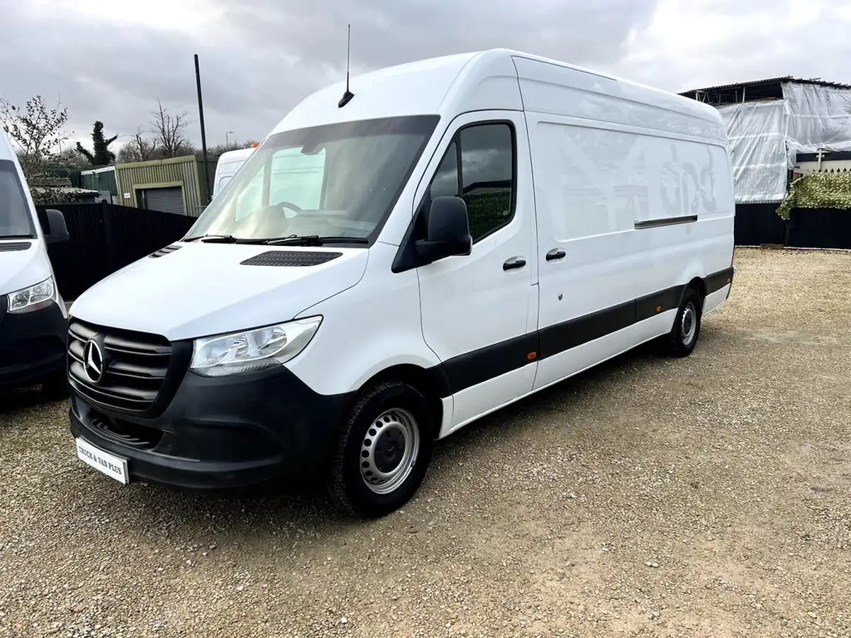 2020-mercedes-benz-sprinter-21cdi-314-l2h1-panel-van-rwd-eco-gear-360-big-9