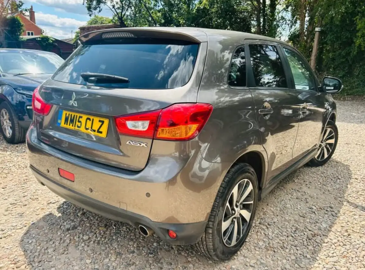 2015-mitsubishi-asx-18td-3-big-4