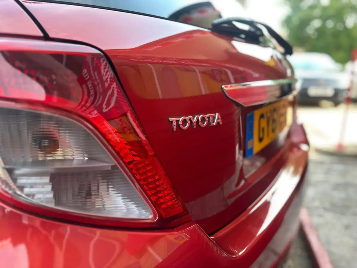 2011-toyota-yaris-133-tr-vvt-i-99bhp-5d-big-34